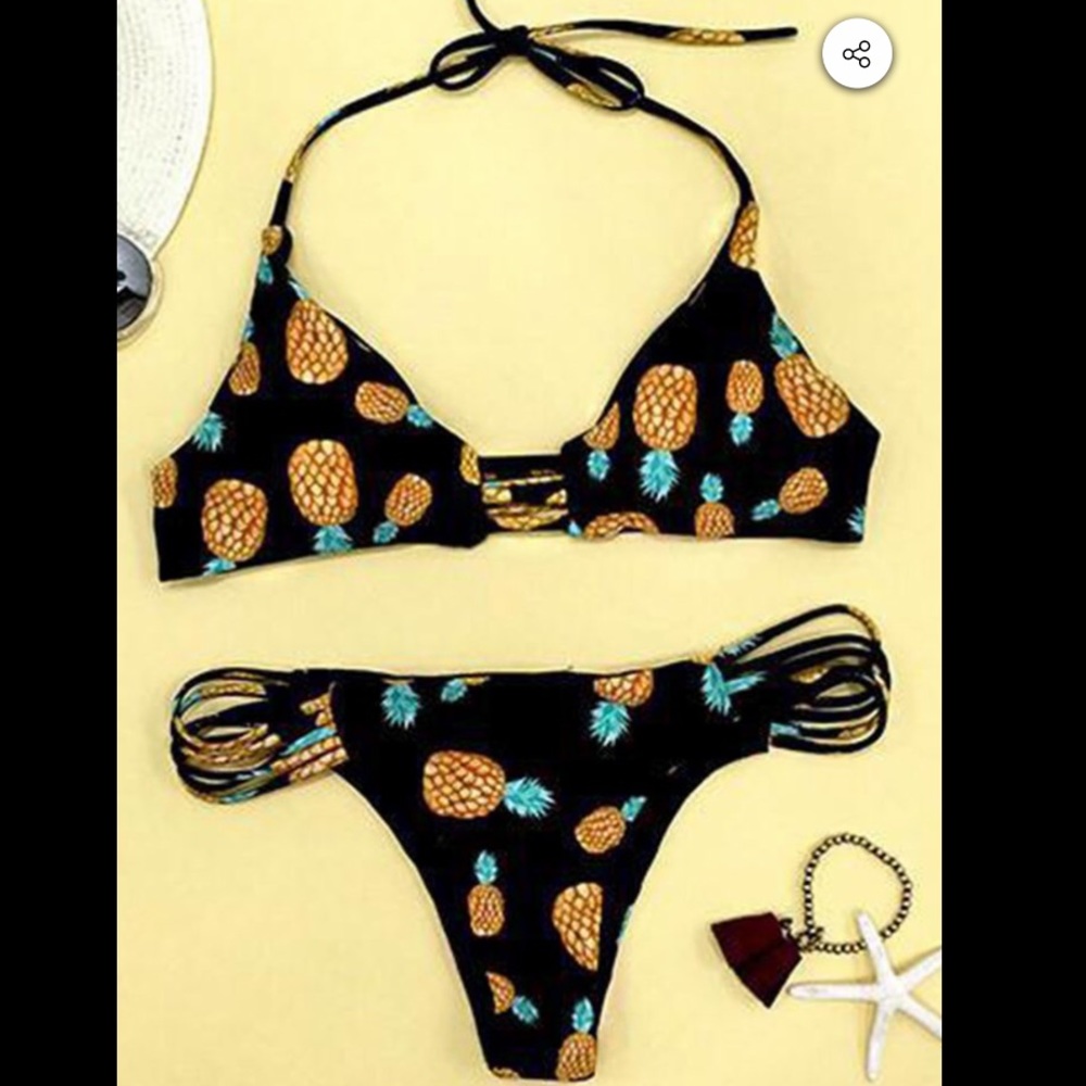 CUPSHE Sweet Summer Pineapple Halter Bikini Set